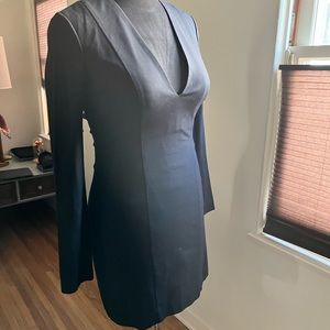 Theory size 10 fitted black plunging dress